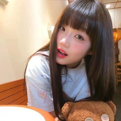 女管家